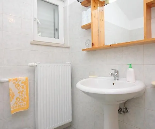 Apartment 3451c